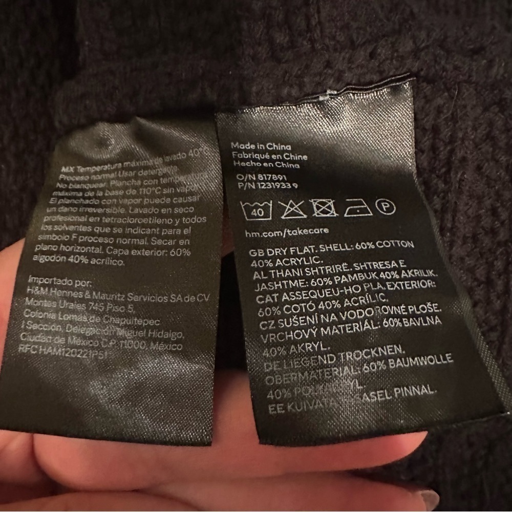 H&M Black Knit Mini Dress - Picture 3 of 8